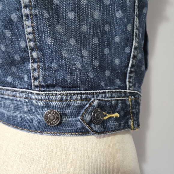 TALULA ARITZIA Blue Denim Button Up Vest With Faded Polka Dots. Size Small - Picture 7 of 16